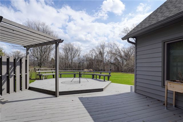 6 Wood Cutters Circle, Greece, NY 14612