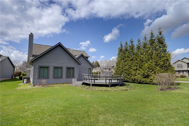 6 Wood Cutters Circle, Greece, NY 14612