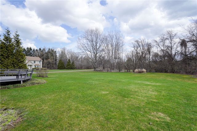 6 Wood Cutters Circle, Greece, NY 14612