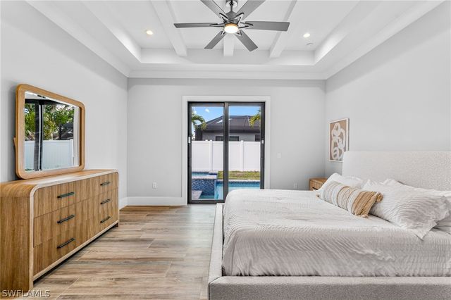 653 107th AVE N, Naples, FL 34108