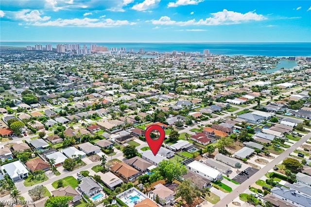 653 107th AVE N, Naples, FL 34108