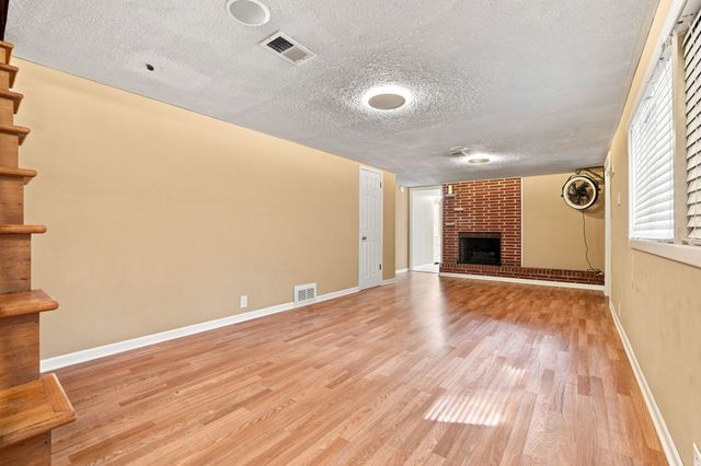 4206 43rd Street, Des Moines, IA 50310