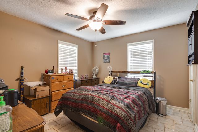 4099 SODERLUND CV, Millington, TN 38053