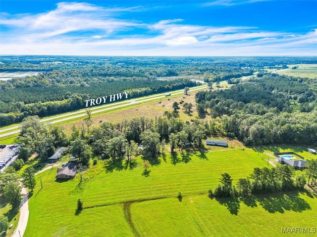 52 Howell Court, Pike Road, AL 36064