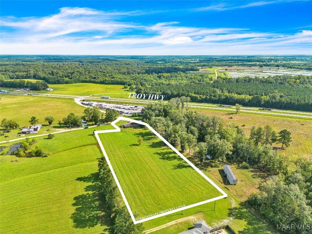 52 Howell Court, Pike Road, AL 36064