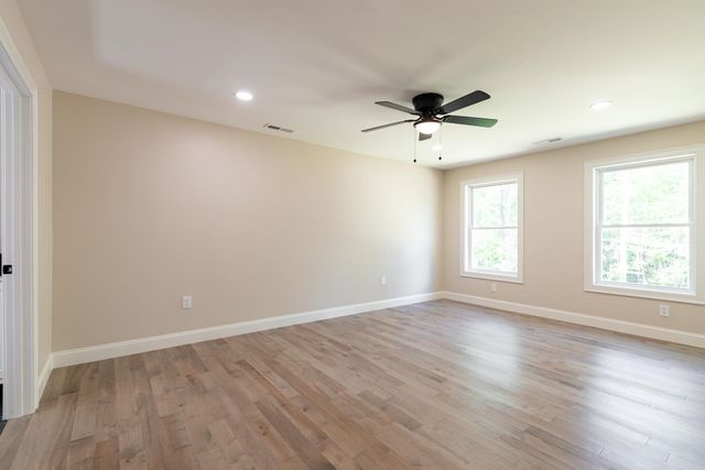 152 Brewster Road, Barrington, NH 03825