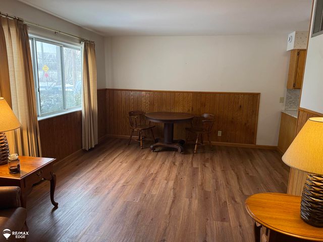 619 Monroe Avenue, Mt Morris, MI 48458