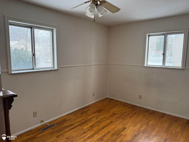 619 Monroe Avenue, Mt Morris, MI 48458