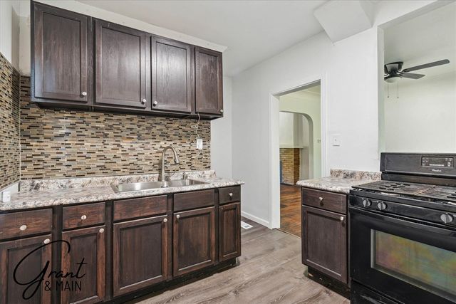326 Eason Avenue, Highland Park, MI 48203