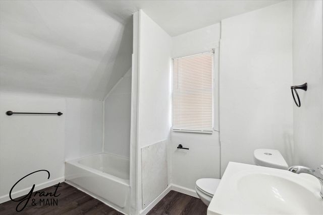 326 Eason Avenue, Highland Park, MI 48203