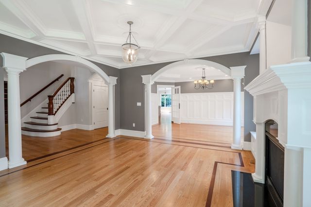 52 North Border Rd., Winchester, MA 01890