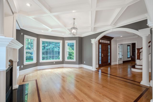 52 North Border Rd., Winchester, MA 01890