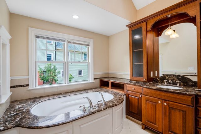52 North Border Rd., Winchester, MA 01890