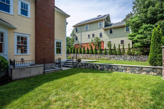 52 North Border Rd., Winchester, MA 01890