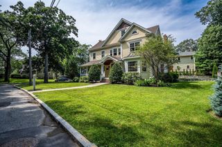 52 North Border Rd., Winchester, MA 01890