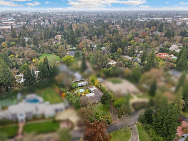 1831 Maple Glen Rd, Sacramento, CA 95864