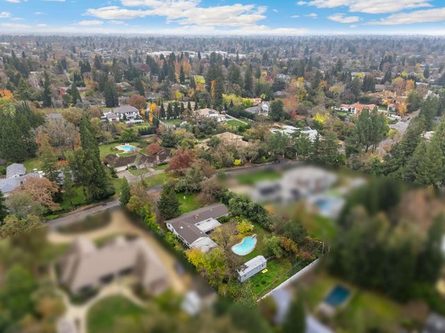 1831 Maple Glen Rd, Sacramento, CA 95864