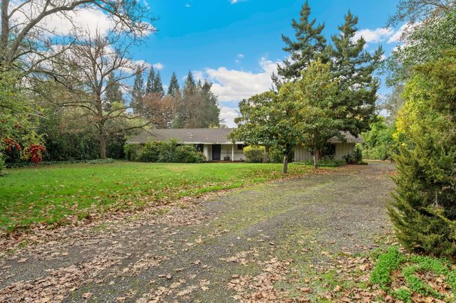 1831 Maple Glen Rd, Sacramento, CA 95864