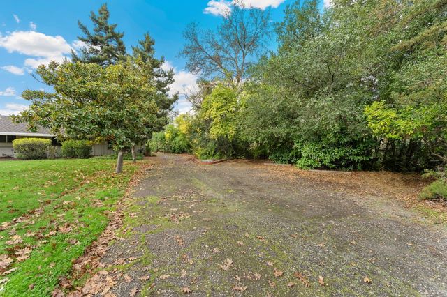 1831 Maple Glen Rd, Sacramento, CA 95864