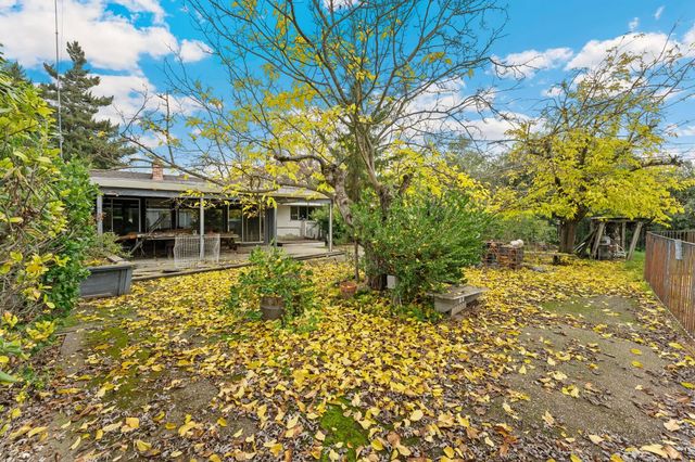 1831 Maple Glen Rd, Sacramento, CA 95864