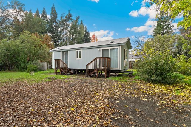 1831 Maple Glen Rd, Sacramento, CA 95864
