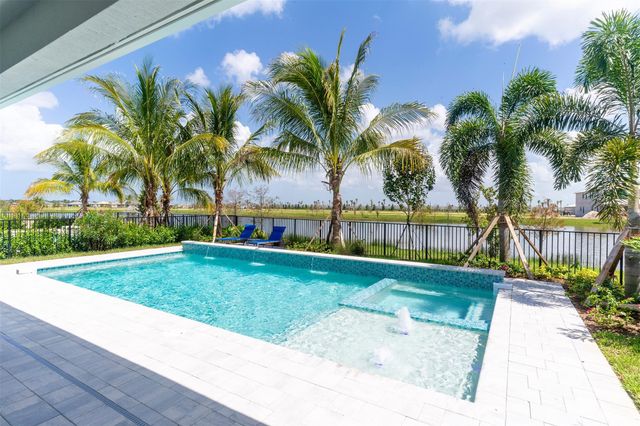 12664 Solana Bay Circle, Palm Beach Gardens, FL 33412