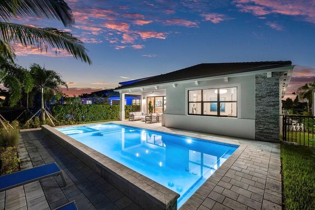 12664 Solana Bay Circle, Palm Beach Gardens, FL 33412