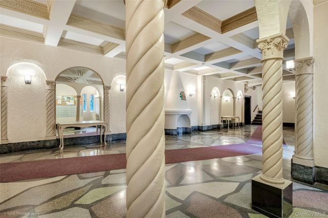 43-33 46th Street A6, Sunnyside, NY 11104