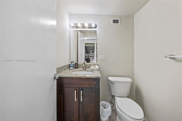 5601 Collins Ave 1618, Miami Beach, FL 33140