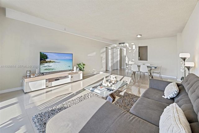 5601 Collins Ave 1618, Miami Beach, FL 33140