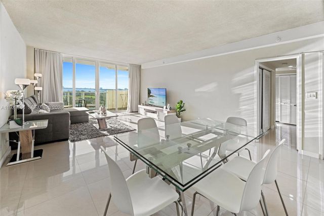 5601 Collins Ave 1618, Miami Beach, FL 33140