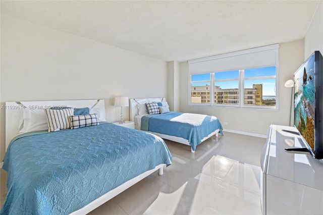 5601 Collins Ave 1618, Miami Beach, FL 33140