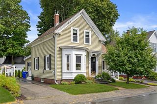 11 Brooks Street, Maynard, MA 01754