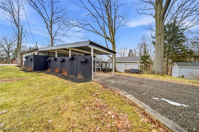 8324 Harbor Drive, Mentor, OH 44060
