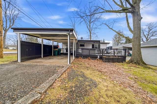 8324 Harbor Drive, Mentor, OH 44060