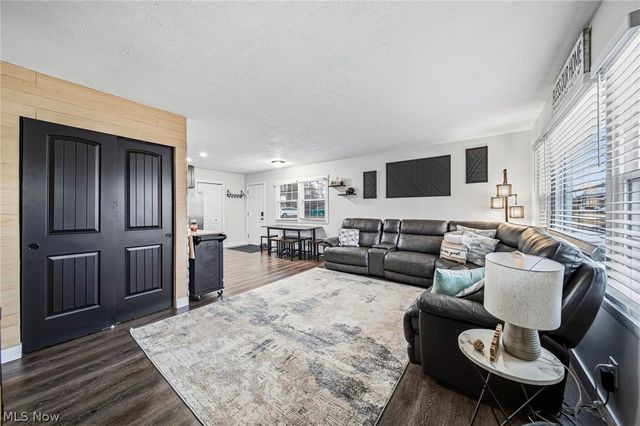 8324 Harbor Drive, Mentor, OH 44060