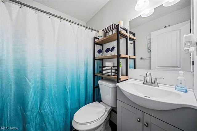 8324 Harbor Drive, Mentor, OH 44060