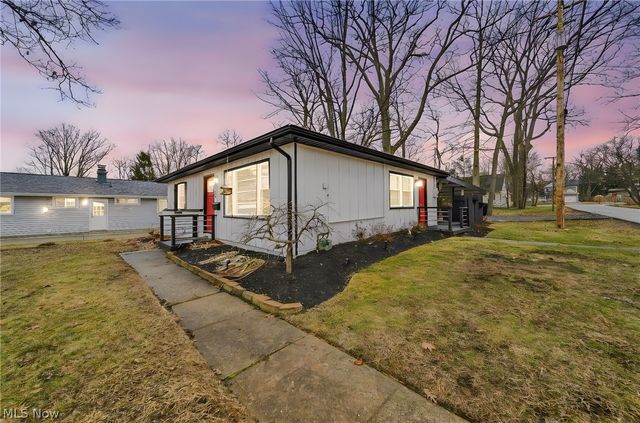 8324 Harbor Drive, Mentor, OH 44060