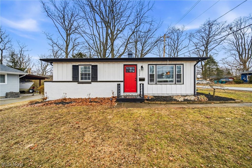 8324 Harbor Drive, Mentor, OH 44060