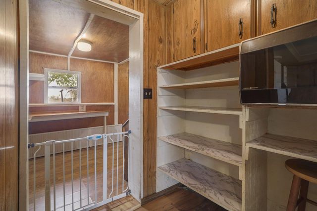 9054 Fm 713, Dale, TX 78616