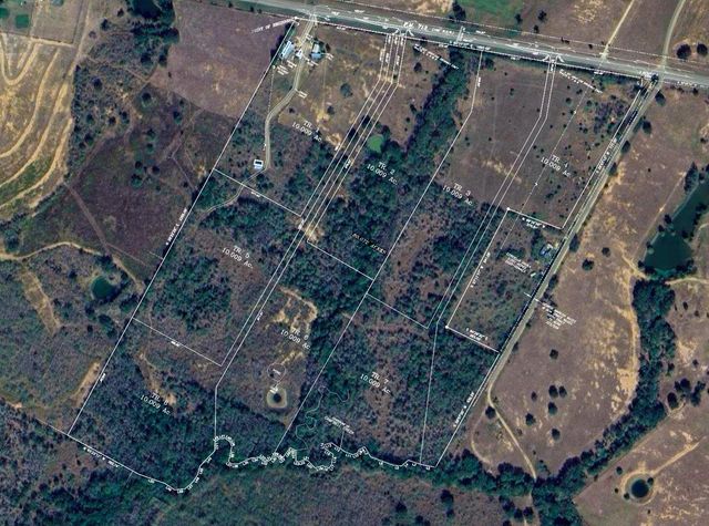 9054 Fm 713, Dale, TX 78616