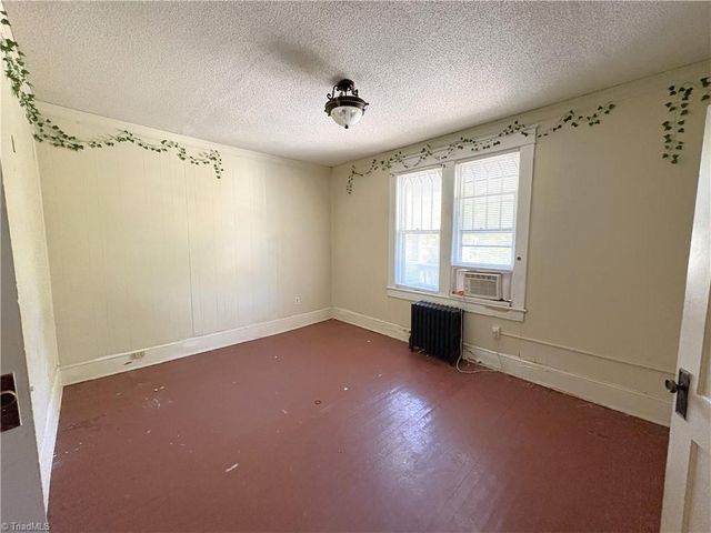 202 Isabel Street, Greensboro, NC 27401