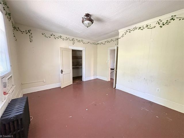 202 Isabel Street, Greensboro, NC 27401