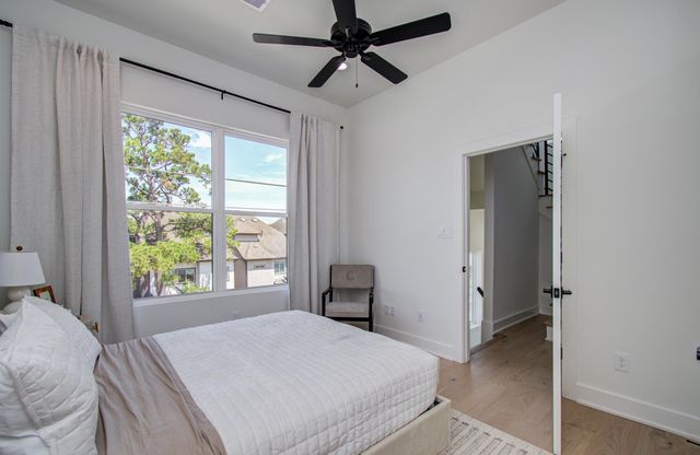 8702 Ojeman Villas Drive, Houston, TX 77055