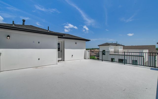 8702 Ojeman Villas Drive, Houston, TX 77055