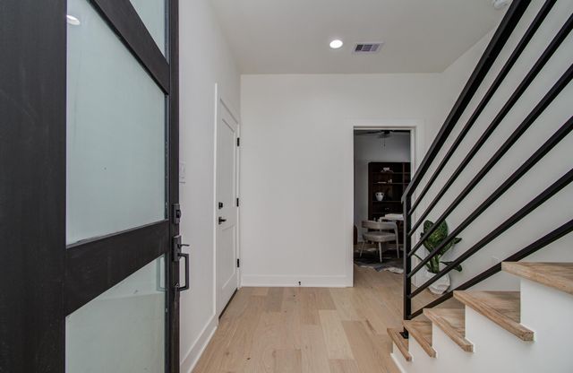 8702 Ojeman Villas Drive, Houston, TX 77055