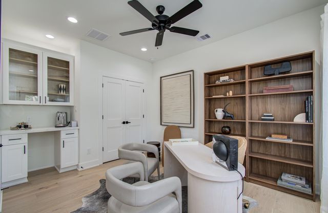 8702 Ojeman Villas Drive, Houston, TX 77055