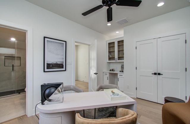 8702 Ojeman Villas Drive, Houston, TX 77055