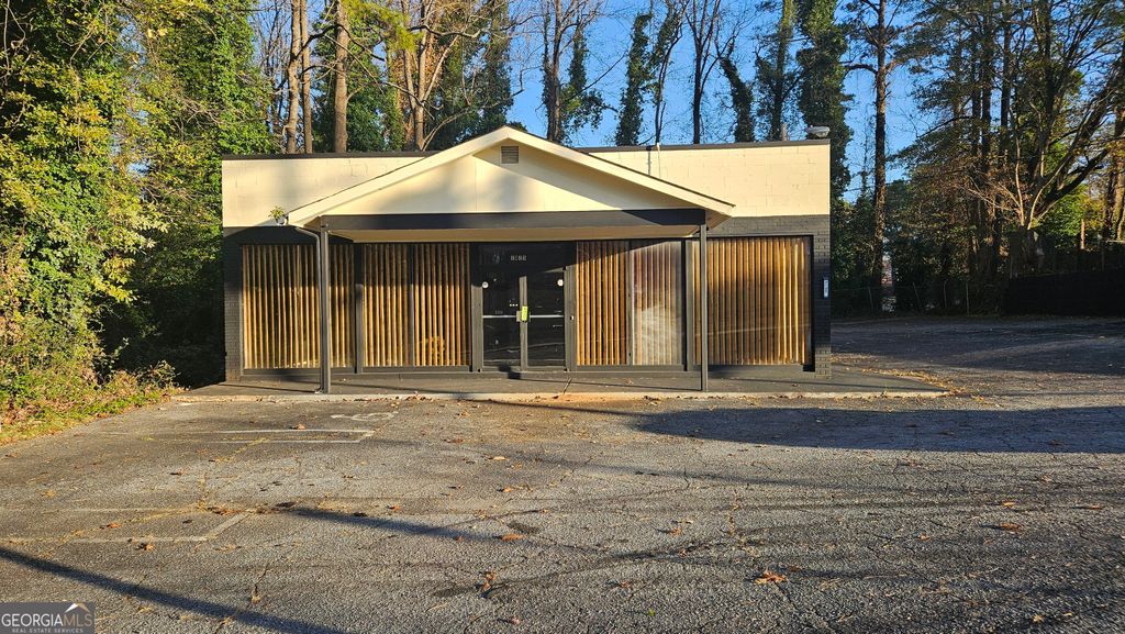 2125 Headland Drive, East Point, GA 30344