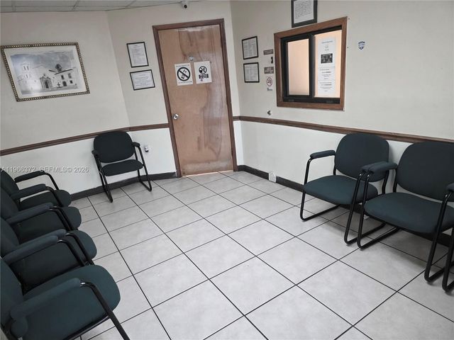 8080 W Flagler St, Miami, FL 33144